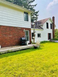 2014 FOXBORO STIRLING ROAD, Quinte West, Ontario K0K 3E0, Canada