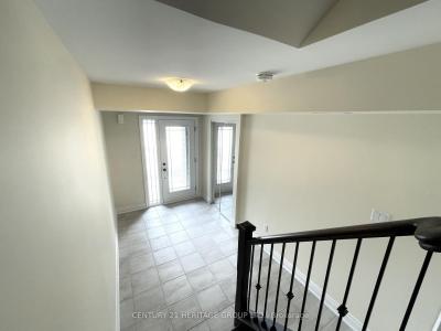 47 ELGIN COURT, Bradford West Gwillimbury, Ontario L3Z 4H7, Canada