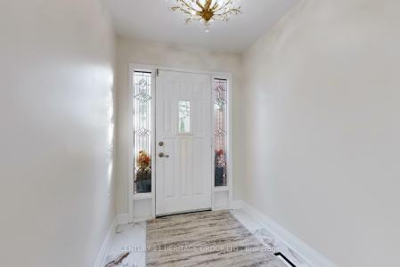 1 WIGSTON COURT, Whitby, Ontario L1R 2B8, Canada