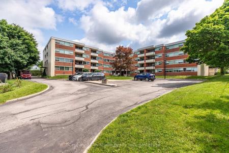 860 9 STREET E, Owen Sound, 安大略省 N4K 1R2, 加拿大