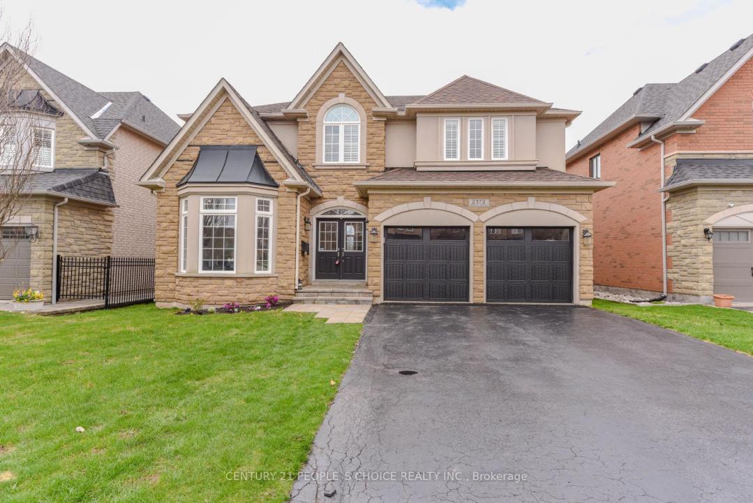 2372 PARKGLEN AVENUE, Oakville, Ontario L6M 4Y5, Canada