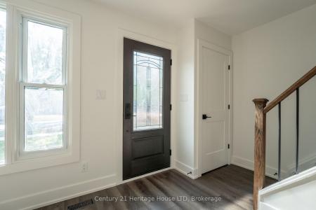 114 NORTHGATE DRIVE, Welland, Ontario L3C 5Y5, Canada