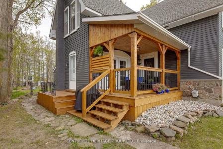 1672 RIDGE ROAD E, Oro-Medonte-, Ontario L0L 1T0, Canada
