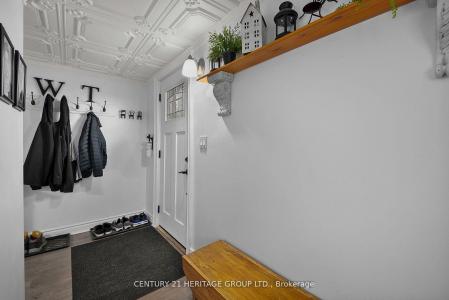 1672 RIDGE ROAD E, Oro-Medonte-, Ontario L0L 1T0, Canada