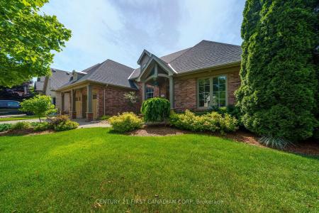 2091 VALLEYRUN BOULEVARD, London North, أونتاريو N6G 5M7, كندا