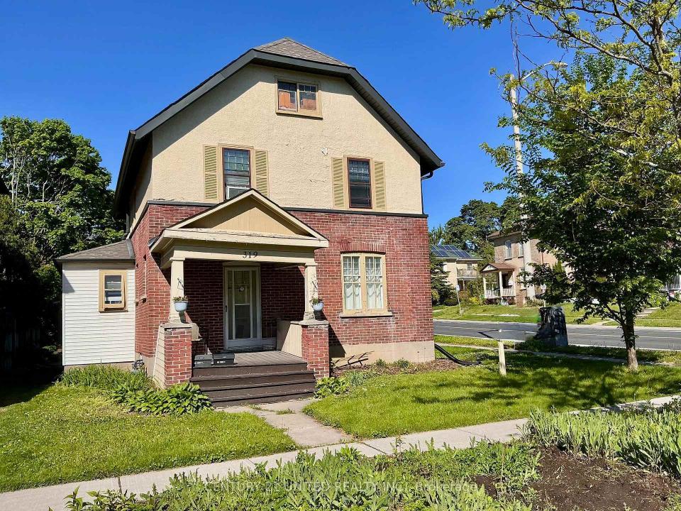 319 ELIAS AVENUE, Peterborough Central, أونتاريو K9J 5G8, كندا 