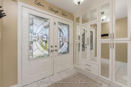 41 FARIS STREET, Bradford West Gwillimbury, 安大略省 L3Z 0C5, 加拿大