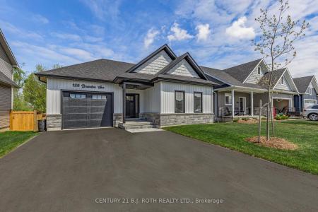 159 BRANDON AVENUE, Severn, Ontario L0K 1E0, Canada