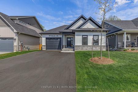 159 BRANDON AVENUE, Severn, Ontario L0K 1E0, Canada