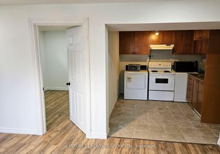 6 DINGLEY COURT, Ajax, Ontario L1S 6B6, Canada