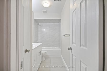 1117 QUEEN STREET E, Toronto, Ontario M4M 1K9, Canada