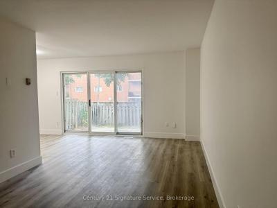 17 OLD PINE TRAIL E, St. Catharines, 安大略省 L2M 6P9, 加拿大