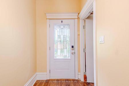 65 AIKMAN AVENUE, Hamilton, Ontario L8M 1P8, Canada