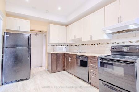 65 AIKMAN AVENUE, Hamilton, Ontario L8M 1P8, Canada