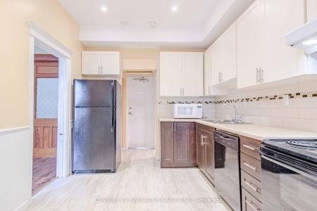 65 AIKMAN AVENUE, Hamilton, Ontario L8M 1P8, Canada