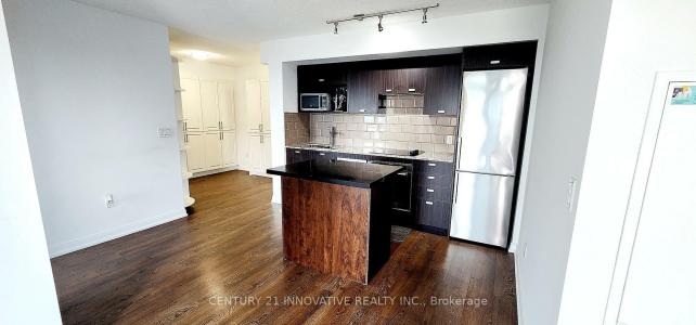 275 VILLAGE GREEN SQUARE, Toronto, Ontario M1S 0L8, Canada