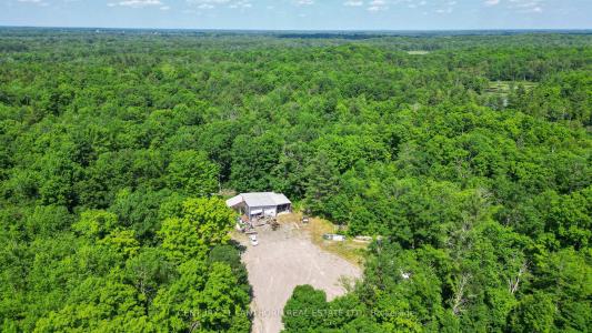 932 HUNT CLUB ROAD, Madoc, Ontario K0K 2K0, Kanada
