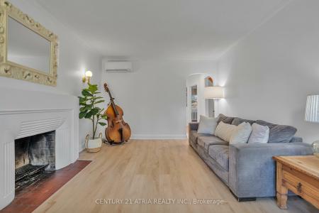 13 SUNNYDALE DRIVE, Toronto, Ontario M8Y 2J2, Canadá