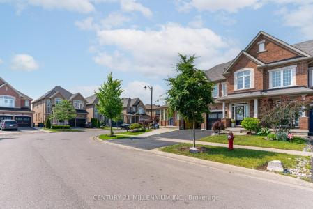 77 RELTON CIRCLE, Brampton, Ontario L6P 4A7, Canada
