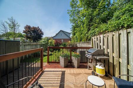 893 25TH A STREET E, Owen Sound, 安大略省 N4K 6W6, 加拿大