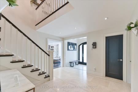 47 BERKELEY COURT, Markham, Ontario L3R 6M2, Canada