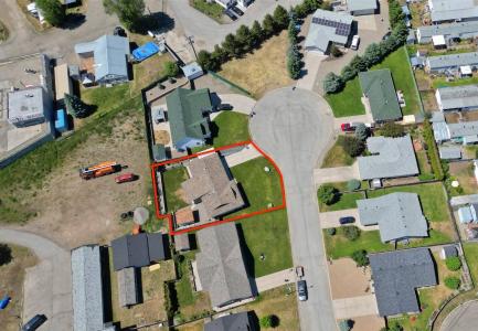 8 EAGLE CRESCENT, Princeton, Kolumbia Brytyjska V0X 1W0, Kanada