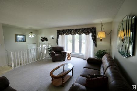 3711 RAILWAY AVENUE, Mallaig, Alberta T0A 2K0, Canada