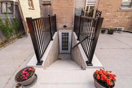 25 DRUMMONDVILLE DRIVE, Brampton (bram East), Онтарио L6P 3M7, Канада