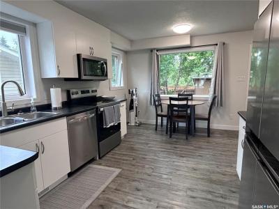 11357 CLARK DRIVE, North Battleford, 萨斯喀彻温省 S9A 3P6, 加拿大