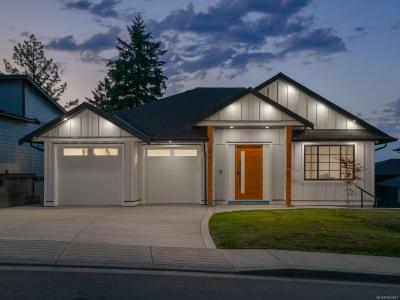 120 HAWK POINT RD, Nanaimo, British Columbia V9T 5W2, Canada