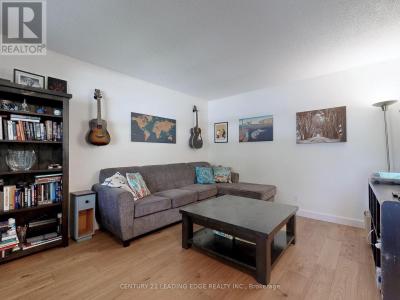 255 CEDARHOLME AVENUE, Georgina (keswick South), Ontario L4P 2W5, Canada