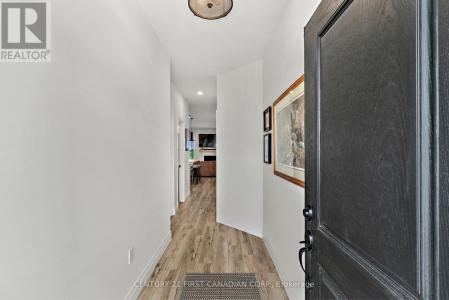 672 KETTER WAY, Plympton-wyoming (plympton Wyoming), Ontario N0N 1T0, Canada