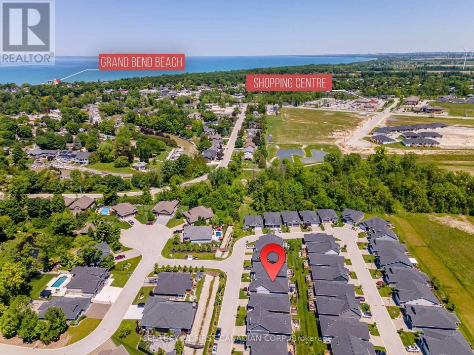 7 SUNRISE LANE, Lambton Shores (grand Bend), Ontario N0M 1T0, Canada