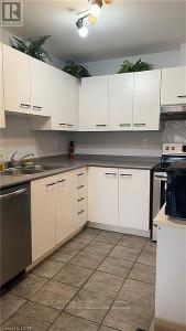 30 CHAPMAN COURT, London North (north I), Ontario N6G 4Y4, Canada