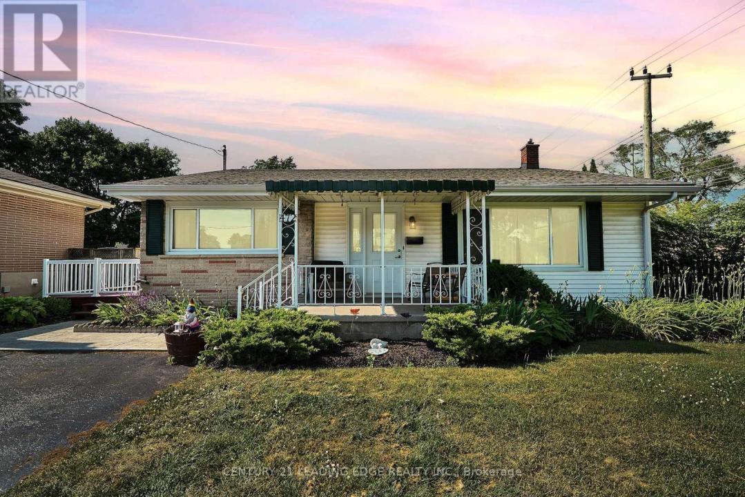 472 VICTORIA AVENUE, Belleville (belleville Ward), Ontario K8N 2G3, Canada
