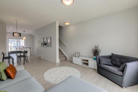 536 CANALS CROSSING SW, Airdrie, Alberta T4B 4L3, Canada