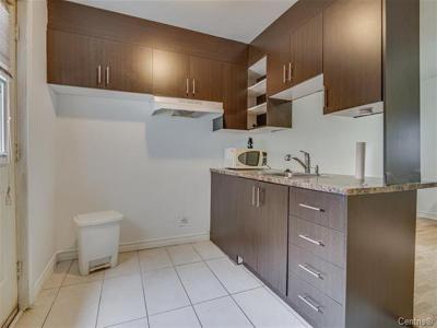 2589  Rue Desmarteau, Montréal (Mercier/Hochelaga-Maisonneuve), 魁北克省 H1L 4N2, 加拿大