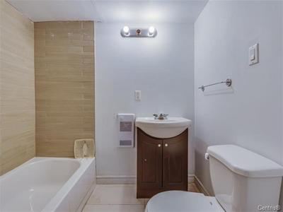 2589  Rue Desmarteau, Montréal (Mercier/Hochelaga-Maisonneuve), 魁北克省 H1L 4N2, 加拿大
