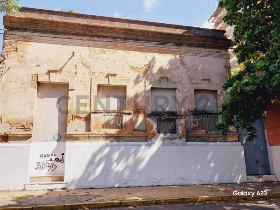 Jejui entre 14 de Mayo y Alberdi , La Encarnación, Asunción 00001, Paraguai