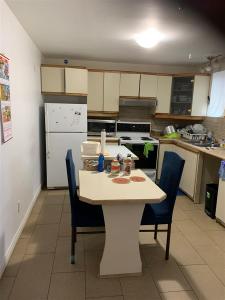 42 Rue Vermont, Longueuil (Le Vieux-Longueuil), 퀘벡주 J4X 3A1, 캐나다