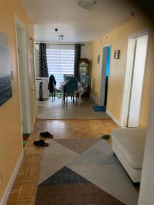 42 Rue Vermont, Longueuil (Le Vieux-Longueuil), 퀘벡주 J4X 3A1, 캐나다