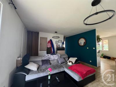Puiseaux, Centre-Val De Loire 45390, France