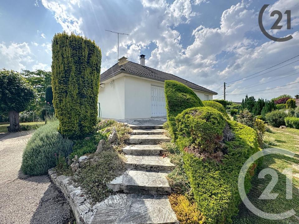 Rosoy, Bourgogne 89100, France