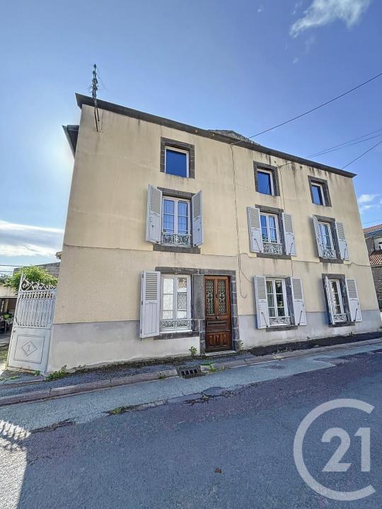 Mozac, Auvergne 63200, France