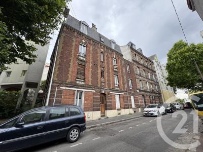 L Ile St Denis, איל-דה-פרנס 93450, צרפת 