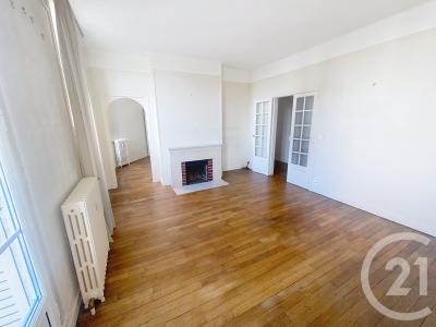 Creil, Picardie 60100, France