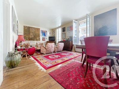 Puteaux, Île-de-France 92800, France