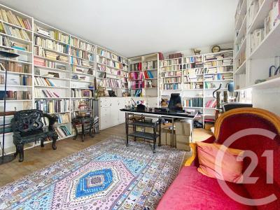 Puteaux, Île-de-France 92800, Francia