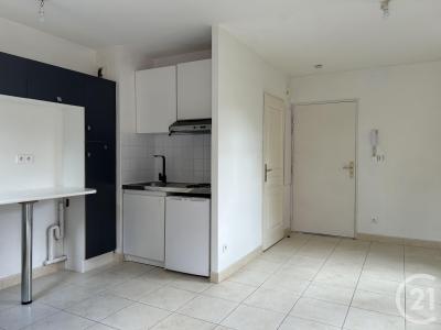 Melun, Île-de-France 77000, França