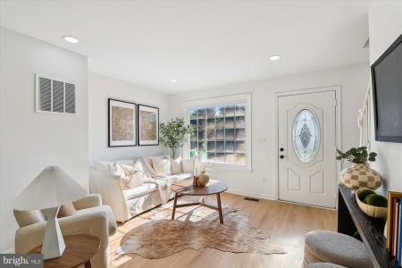 5742 White Avenue, Baltimore, Мериланд 21206, Соединенные Штаты